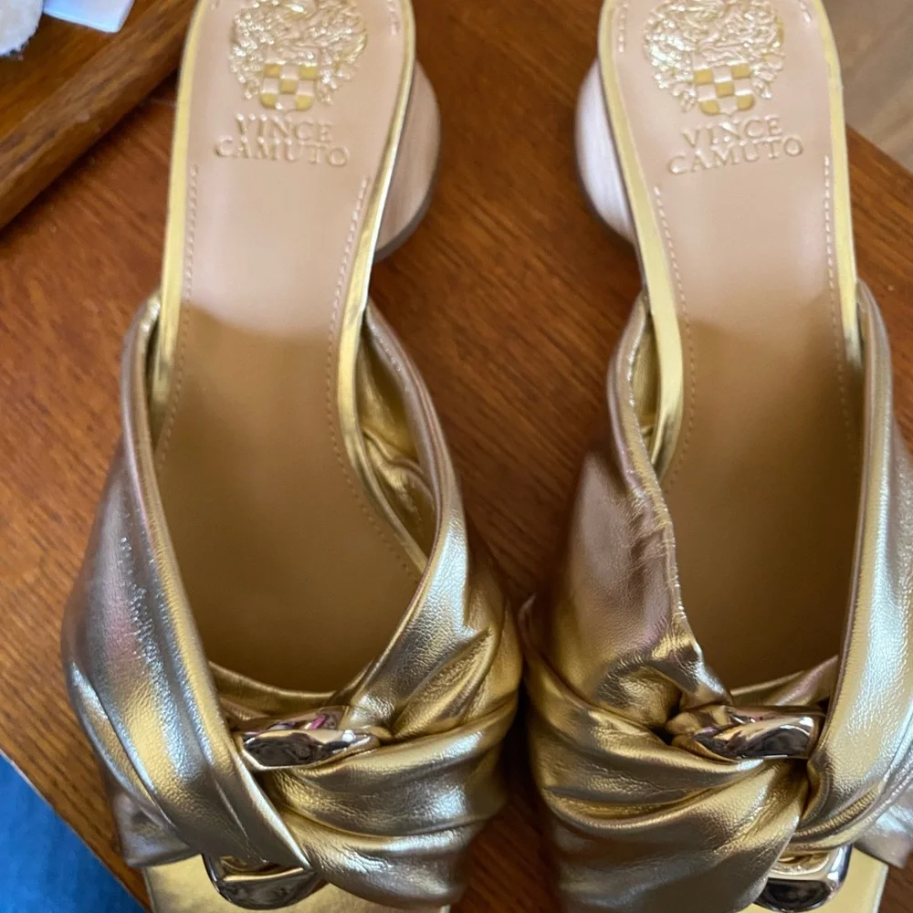 Vince Camuto Gold Knot Sandals - Picture 5 of 6